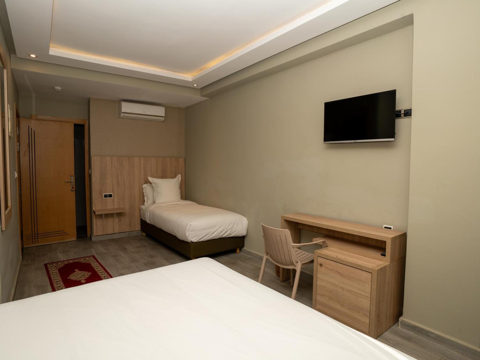 Hotel Cafe Palais Salam , Бени Мелал Екстериор снимка